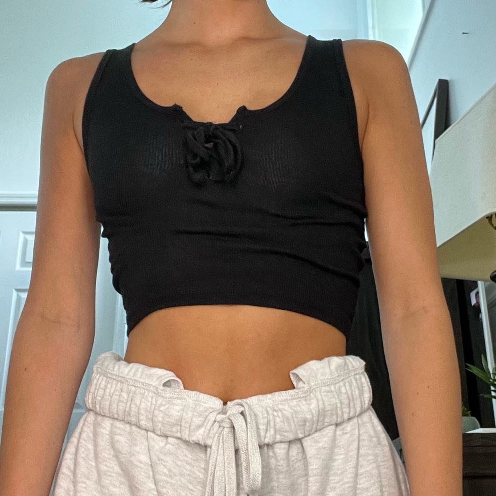 Zenana Outfitters Black tank top